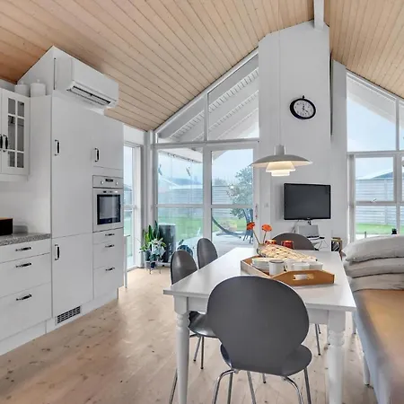 Awesome In With Kitchen Kerteminde